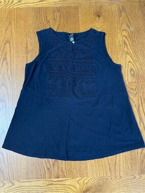 GRACE The Perfect Fit Women's Navy embroidered tank top